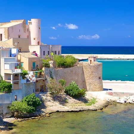 Frontemare House & Rooms Castellammare del Golfo Buitenkant foto