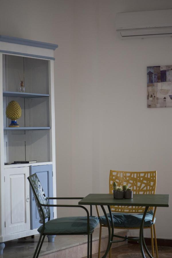 Frontemare House & Rooms Castellammare del Golfo Buitenkant foto